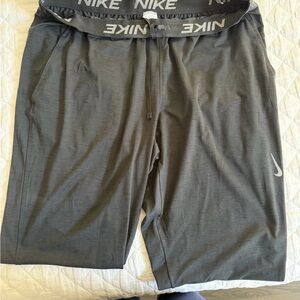 Nike Men’s Gray Athletic Shorts with Elastic Logo Waistband